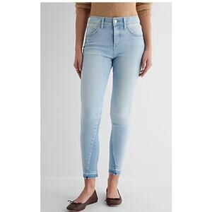 EXPRESS Jeans Mid Rise Skinny Light Wash Raw Drop Hem Step sz 10R 30 NEW